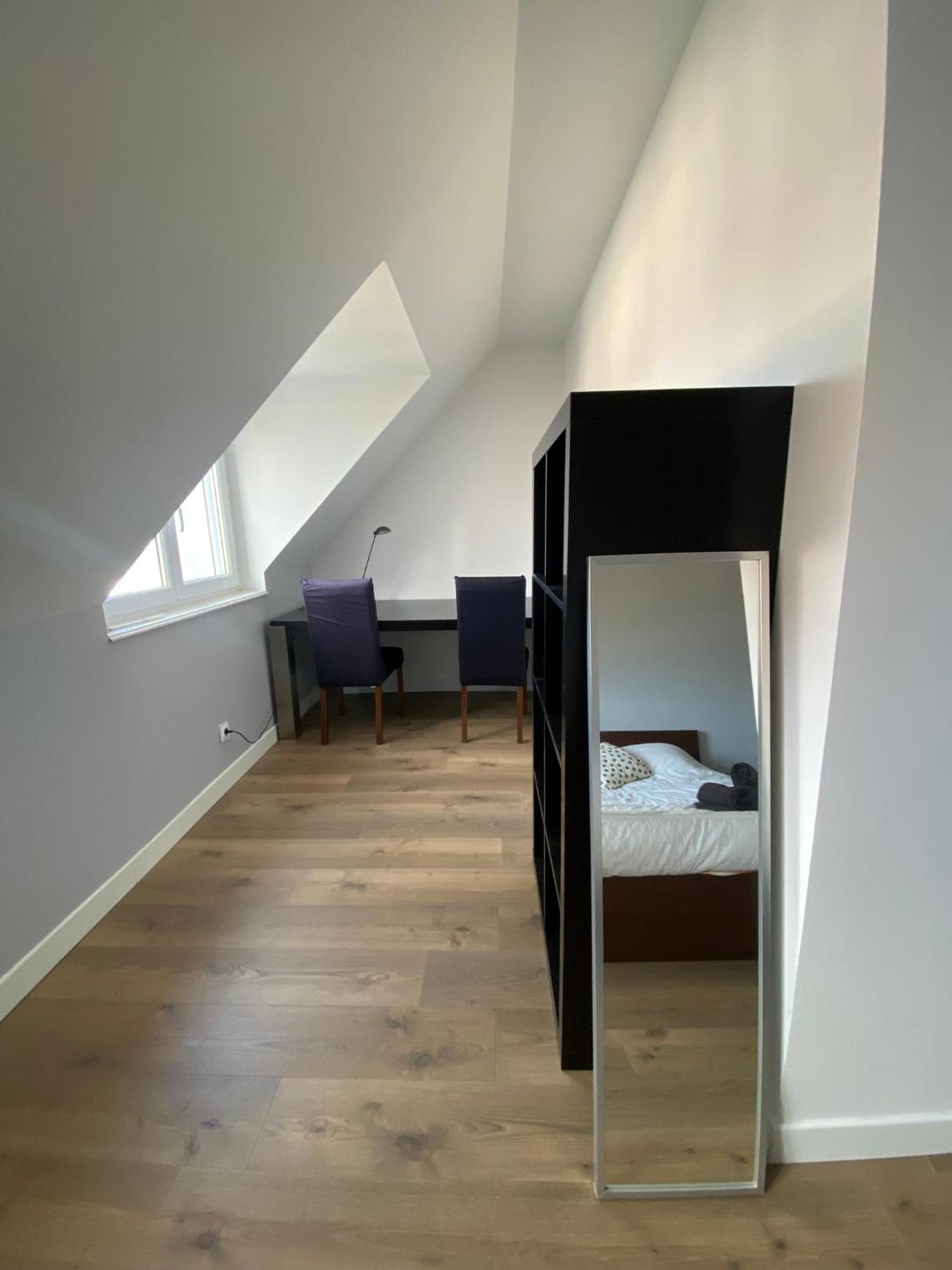 2 Chambres Hyper Centre Avec Place De Parking Et Wifi Amiens Eksteriør billede